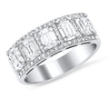18K White Gold Emerald And Round Cut Diamond Wedding Band