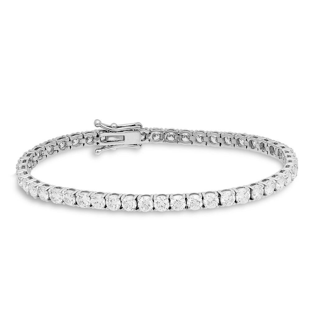 Dazzling River Of Diamonds In A Timeless 18K White Gold Tennis Bracelet