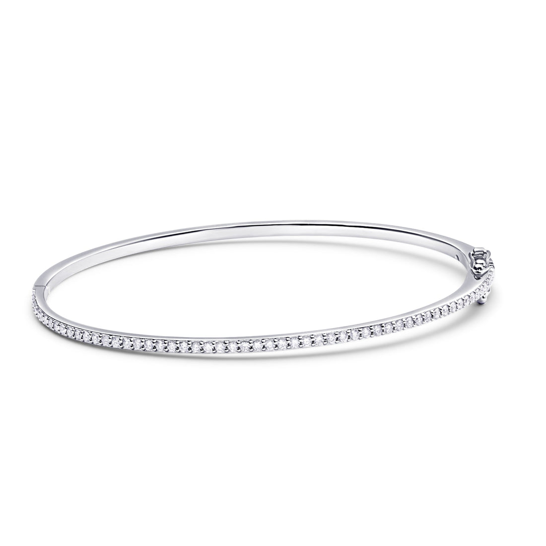 Sleek 18K Gold Diamond Bangle