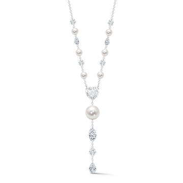 Diamond And Pearl Necklace In 18K Gold