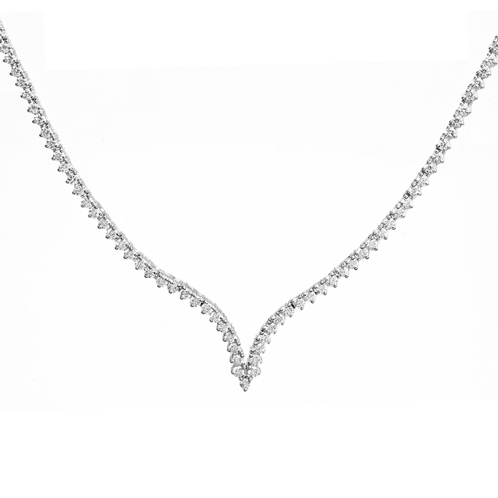 V-Shaped Diamond Tennis Necklace In 18K Gold