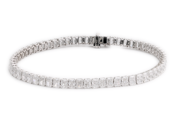 18K White Gold Radiant Cut Diamond Bracelet