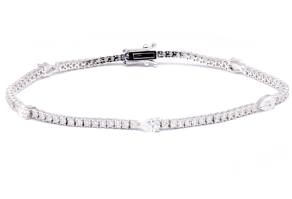 18K White Gold Diamond Tennis Bracelet