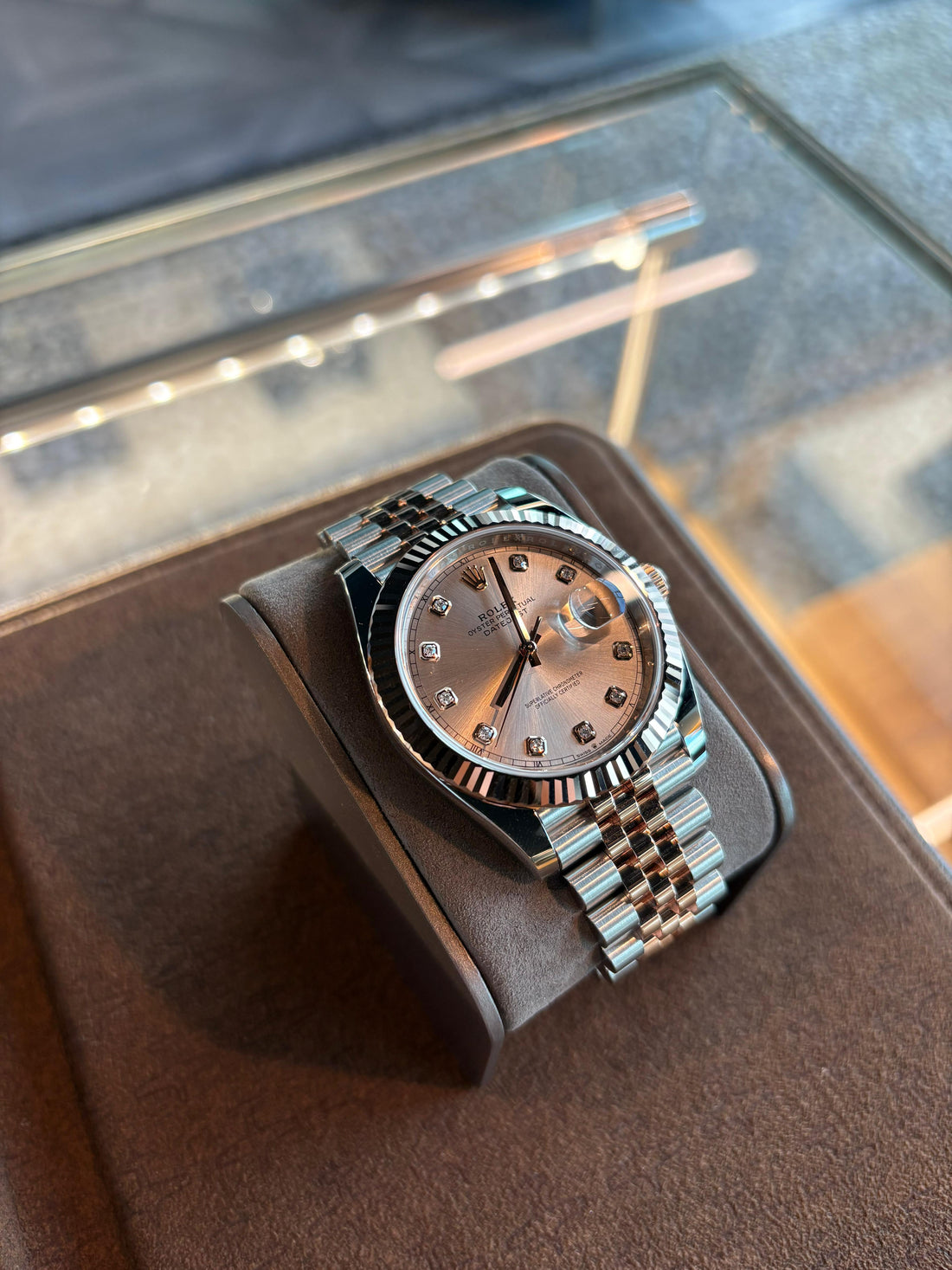 Rolex Steel and Everose Rolesor Datejust 41 Watch - Fluted Bezel - Sundust Diamond Dial - Jubilee Bracelet - 126331 sudj - 2025